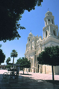 While Hermosillo is one of the most progressive cities in Mexico, at its heart is a traditional cathedral.