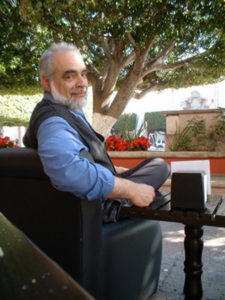 Artist, writer and poet Anthony Maulucci enjoys the peace and beauty of a plaza in Queretaro. The historical district of this charming Mexican city is a UNESCO World Heritage Site. © Anthony Maulucci, 2010