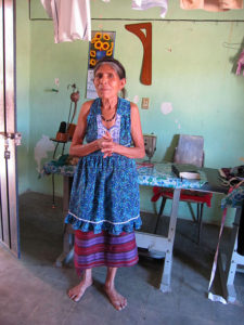 A Mixtec weaver from Pinotepa de Don Luis in Oaxaca, Mexico © Geri Anderson, 2011