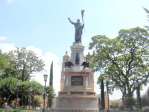 Statue of Miguel Hidalgo, city of Dolores Hidalgo, Guanajuato - Raphael Wall, © 2016