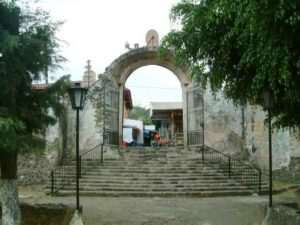 From near the convent the look back (east) at the gate.