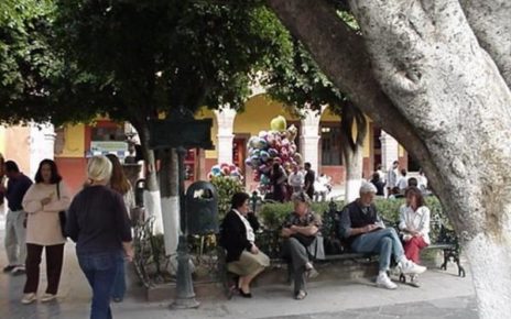 San Miguel de Allende © Nancy Harless, 2003