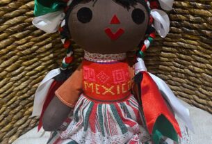 Lele Doll. © Carlene Fowlkes.